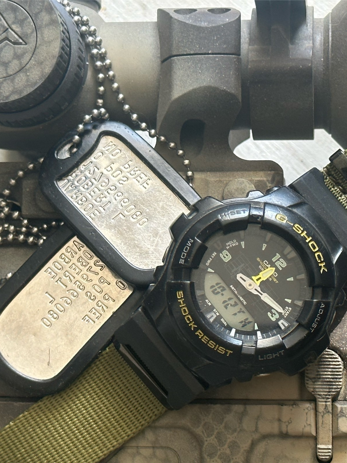 G-Shock G100 | WatchCrunch G-Shock G100 | WatchCrunch