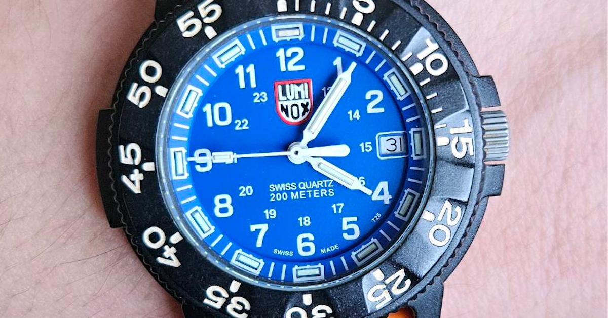 90's Luminox | WatchCrunch 90's Luminox | WatchCrunch