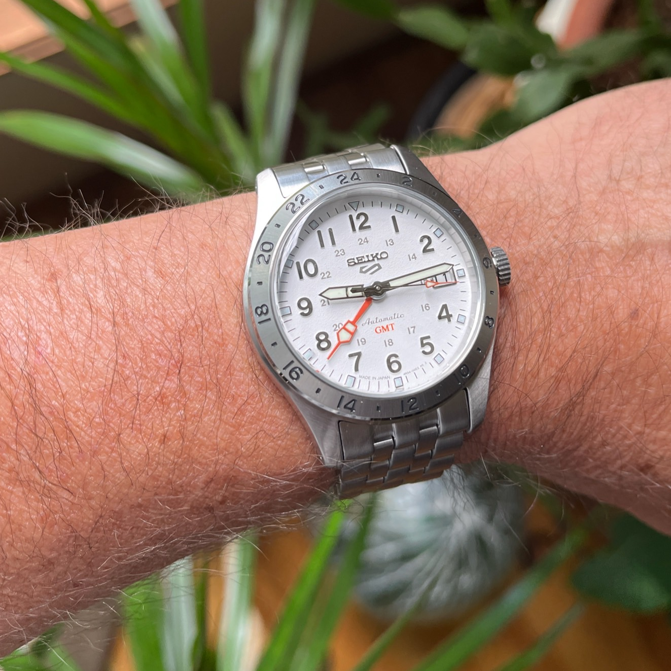 sbsc009 | WatchCrunch sbsc009 | WatchCrunch